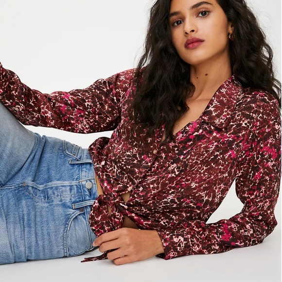 NWOT Wilfred tie front blouse - Picture 3 of 8